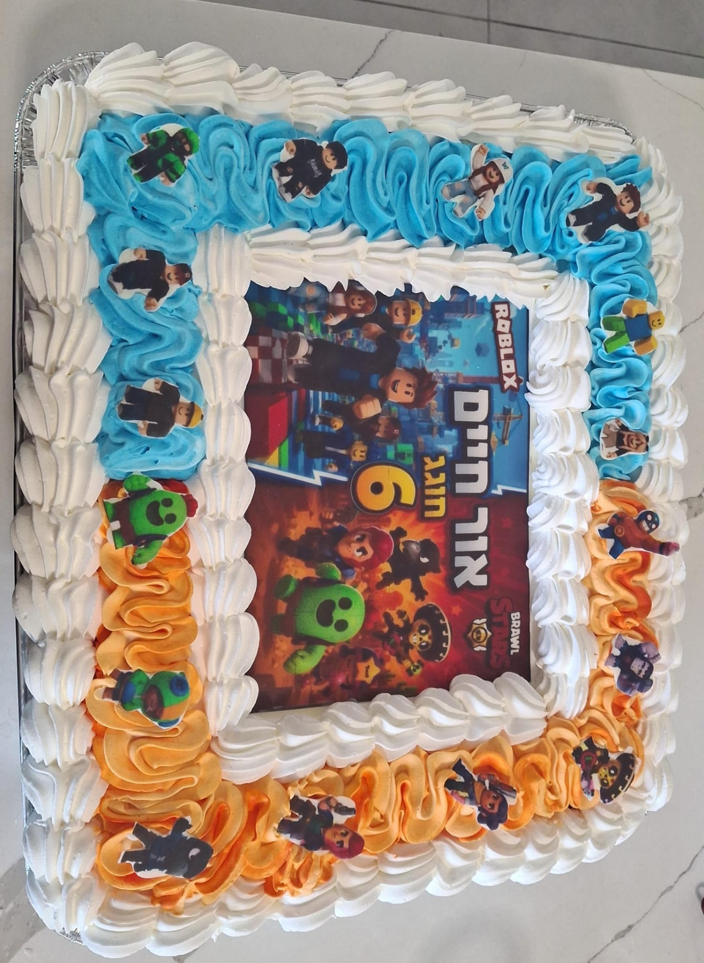 עוגת רובלוקס מעוצבת לגן